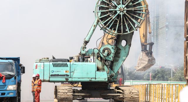 中影梦与中国铁建合作，全程拍摄深圳地铁三号线东延工程开工仪式